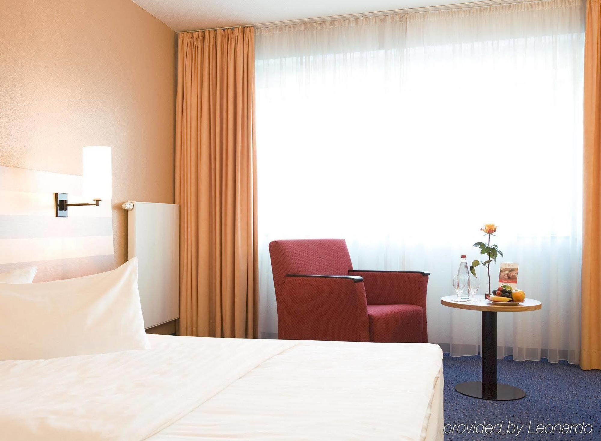 INTERCITY HOTEL FRANKFURT AIRPORT ФРАНКФУРТ-НА-МАЙНЕ